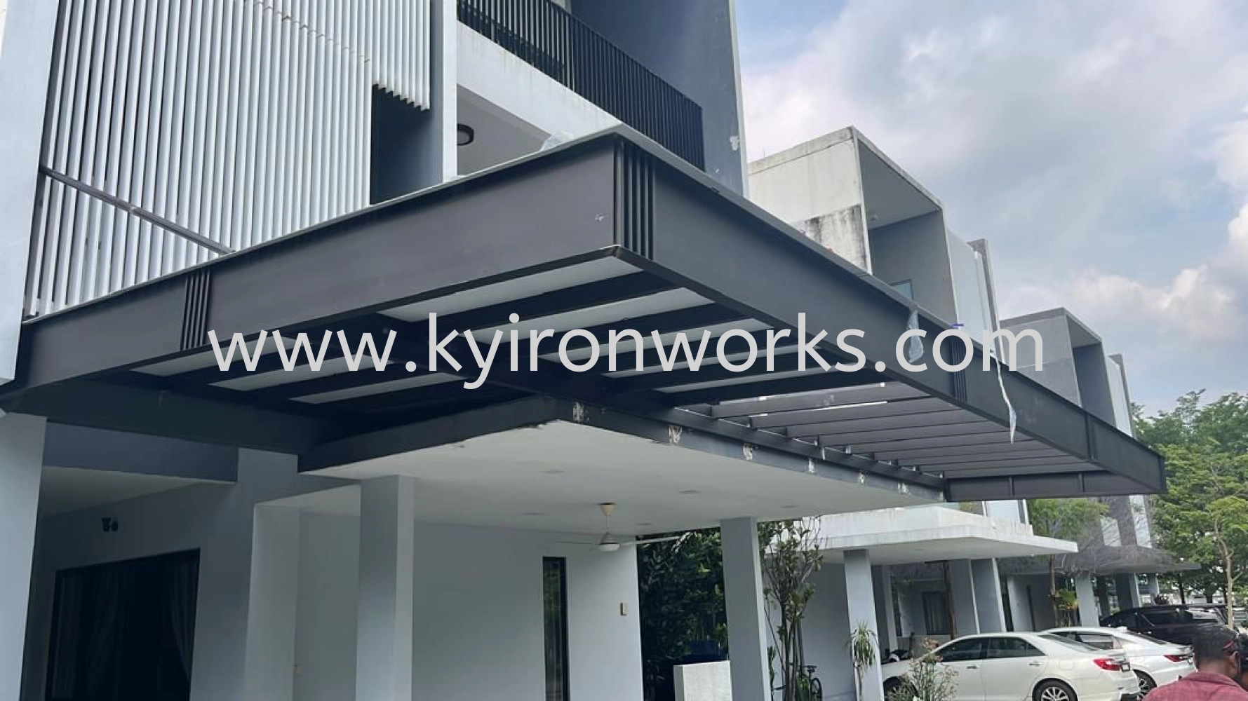 Mild Steel Aluminium Strip Ceiling Awning