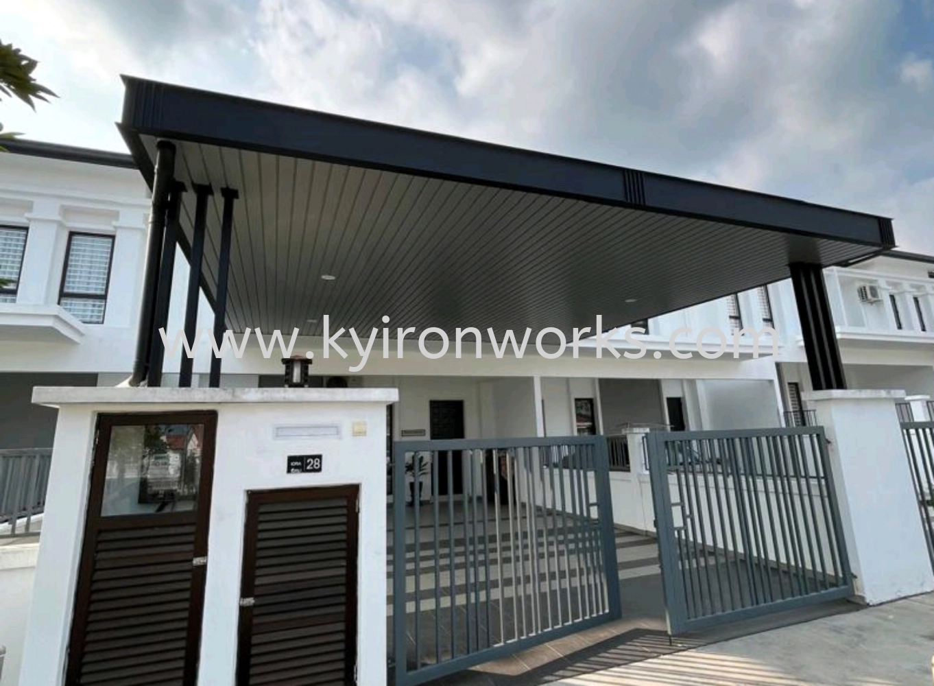 Mild Steel Aluminium Strip Ceiling Awning