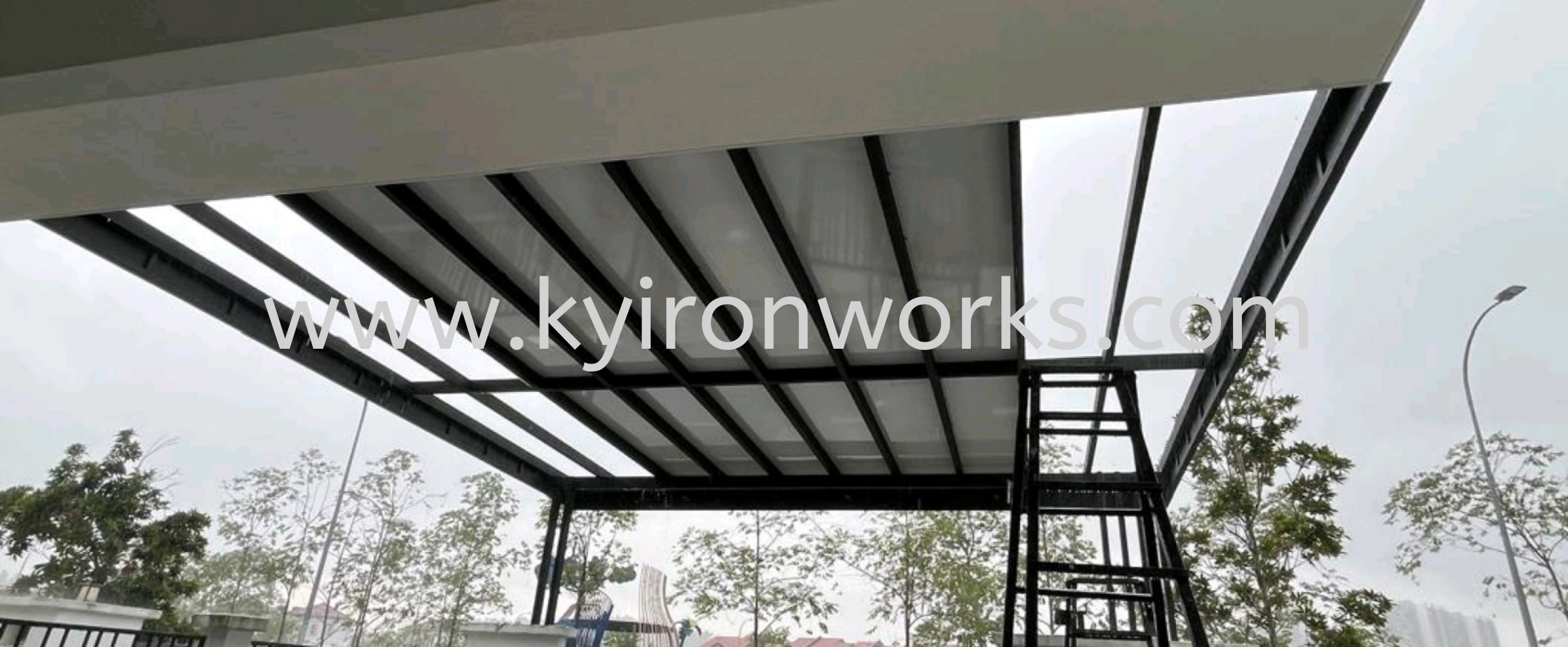 Mild Steel Aluminium Strip Ceiling Awning