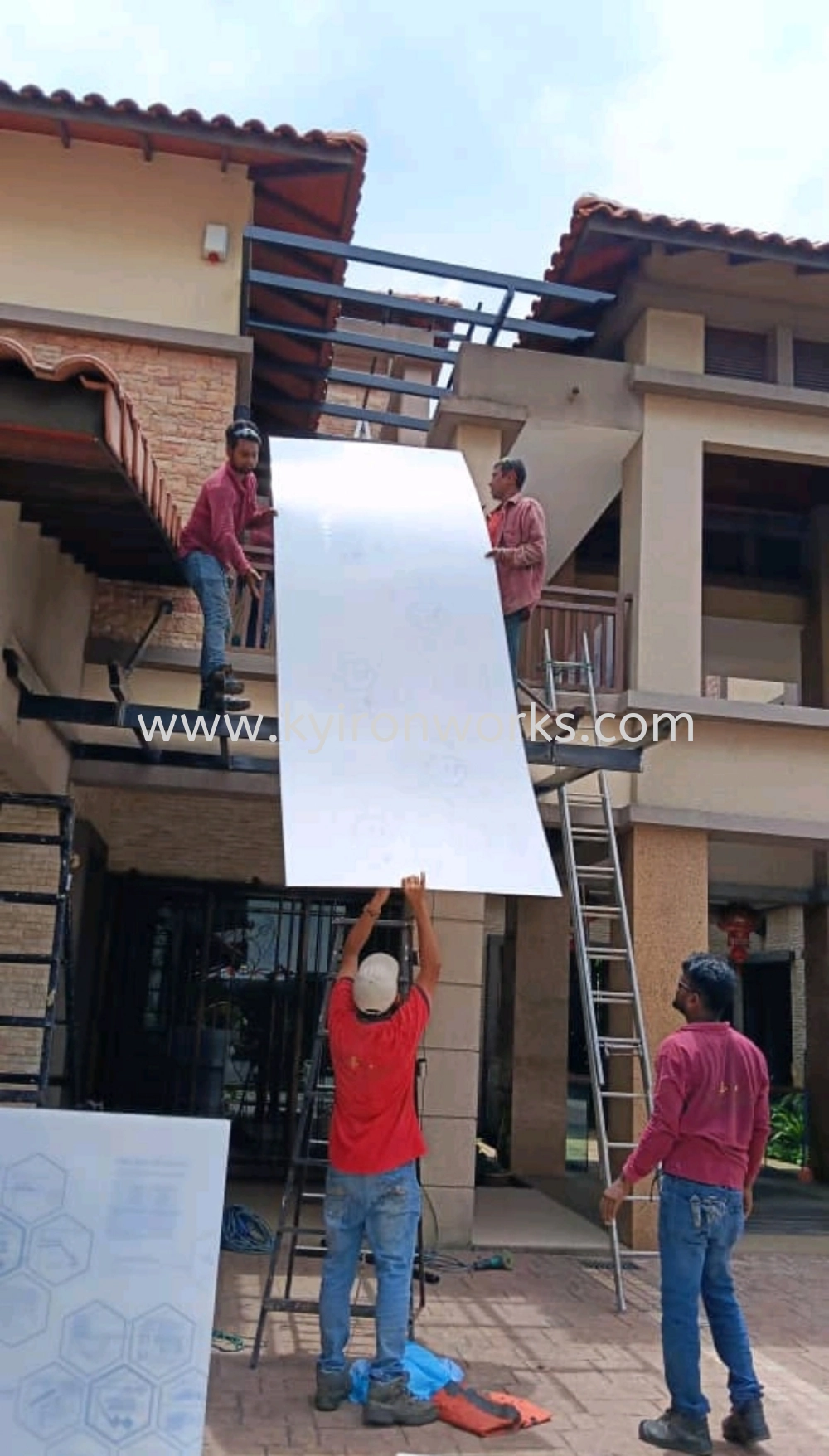  Mild Steel Polycarbonate Clear Colour(3mm-Solid)Pergola Roof Awning -Frame Ms 1 1/2x3(1.6) or Ms 2x4(1.6) Hollow ,Bean Ms 2x5(1.9)Hollow, Pillar Ms 2 inchi Round steel