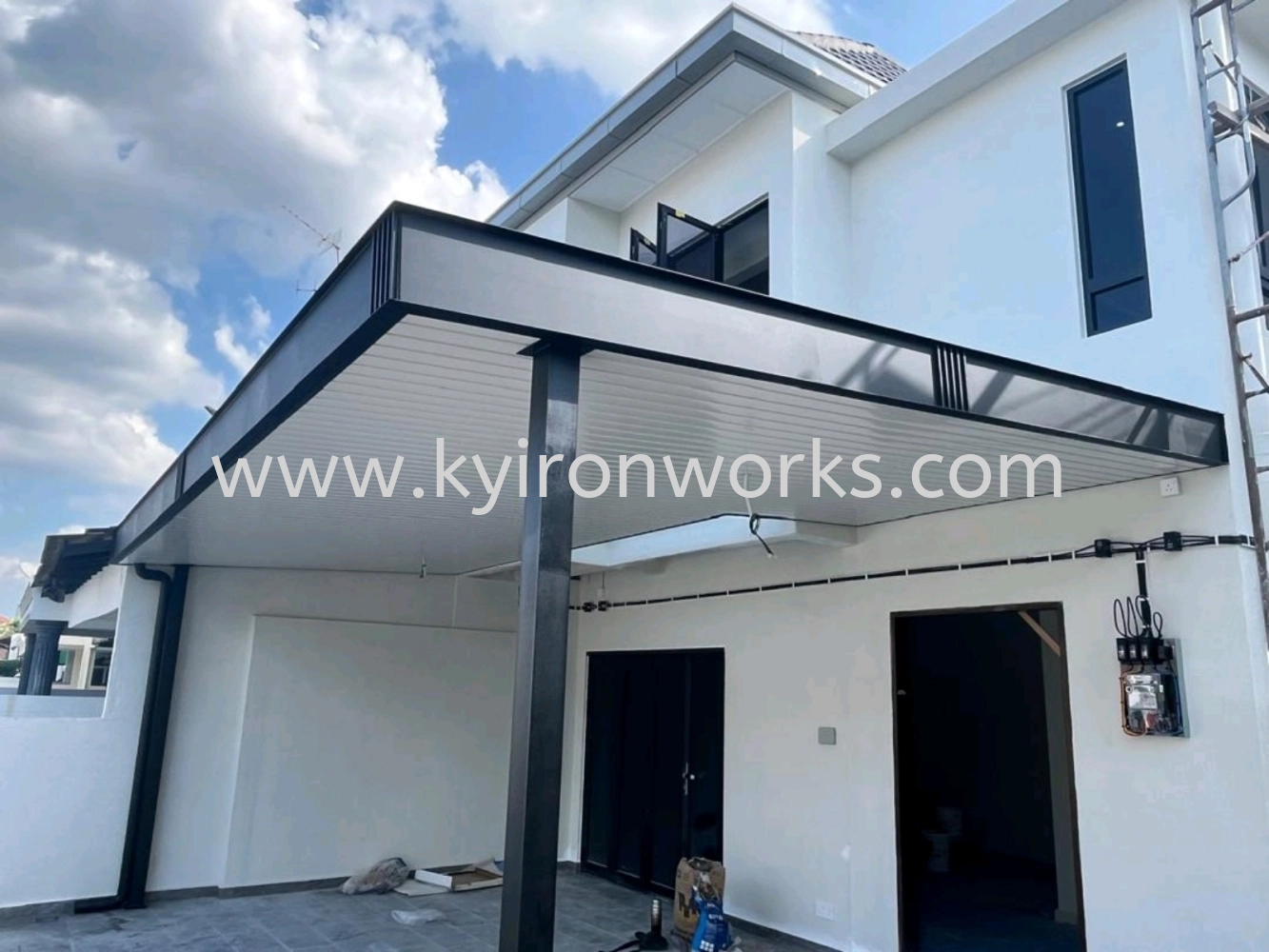 Mild Steel Aluminium Strip Ceiling Awning