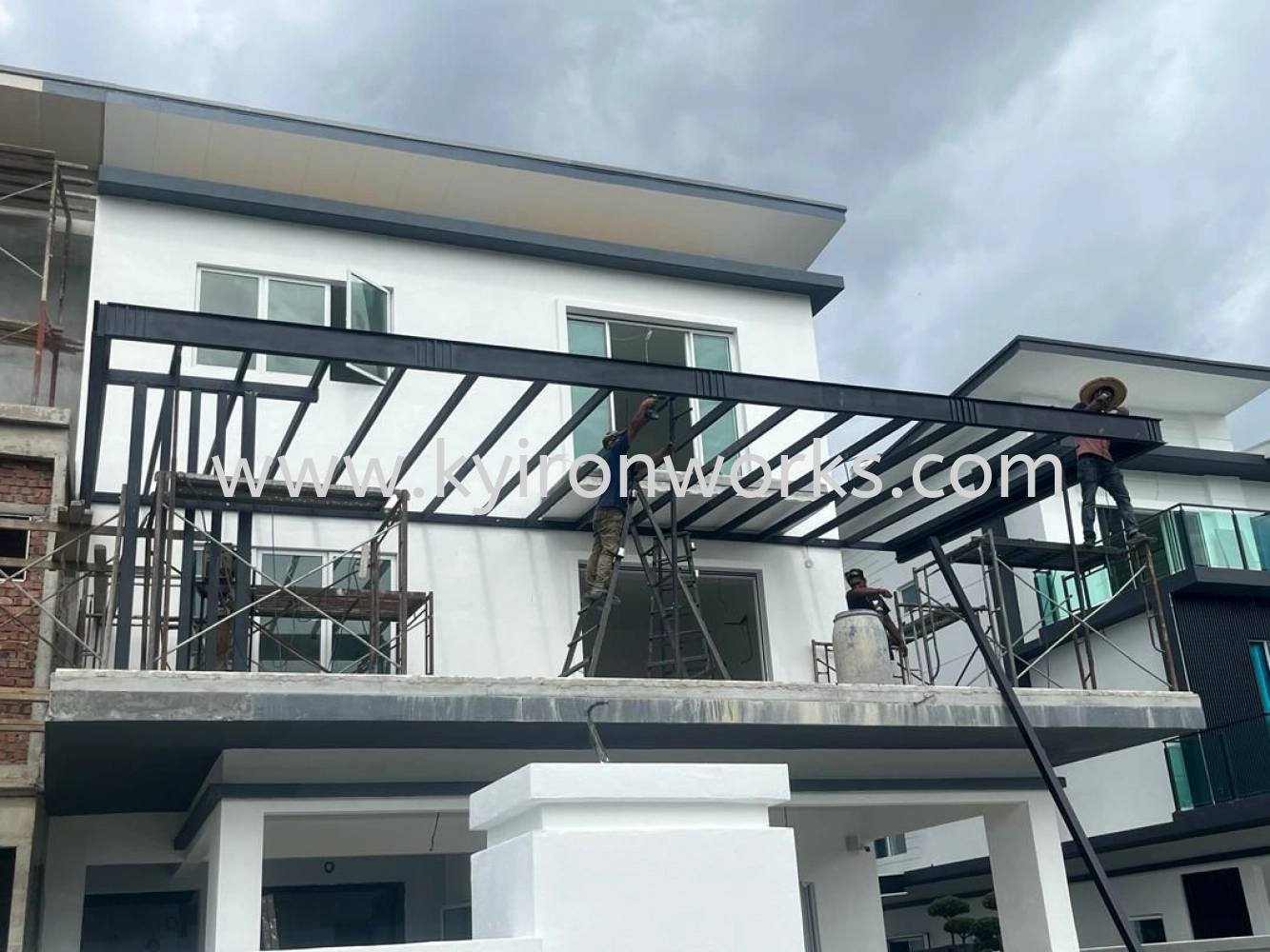 Mild Steel Aluminium Strip Ceiling Awning