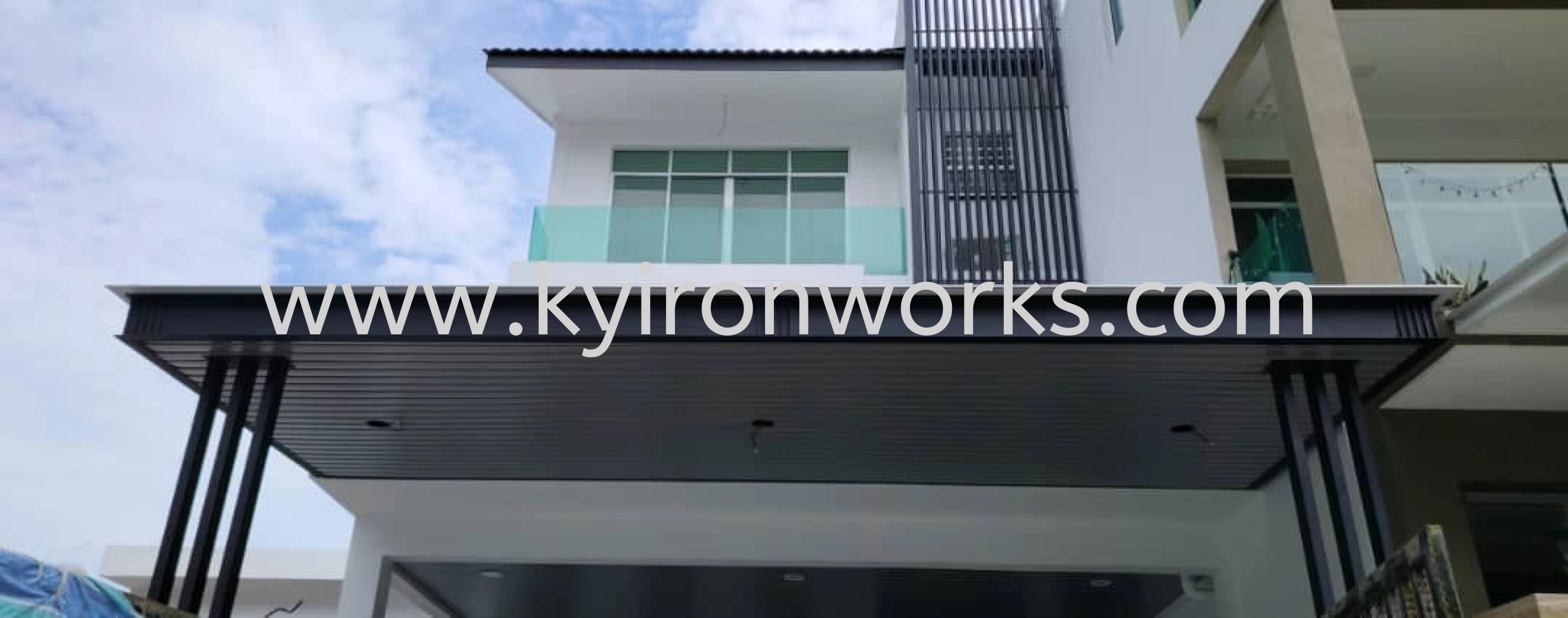 Mild Steel Aluminium Strip Ceiling Awning